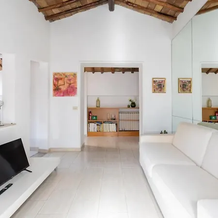 15 Min From Piazza Venezia Skyline Sanctuary In Trastevere *