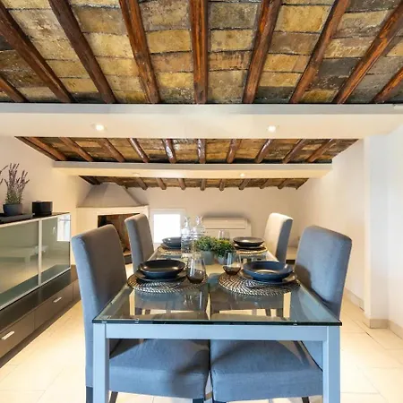 Apartment 15 Min From Piazza Venezia Skyline Sanctuary In Trastevere Rom
